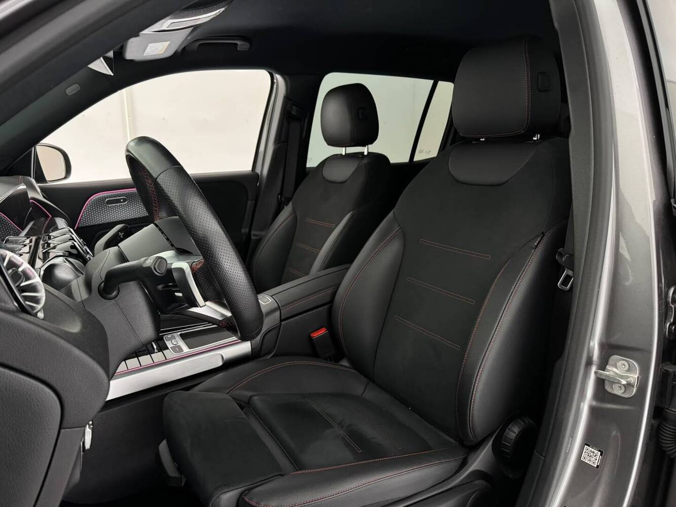 Mercedes-Benz EQB vaihtoauto