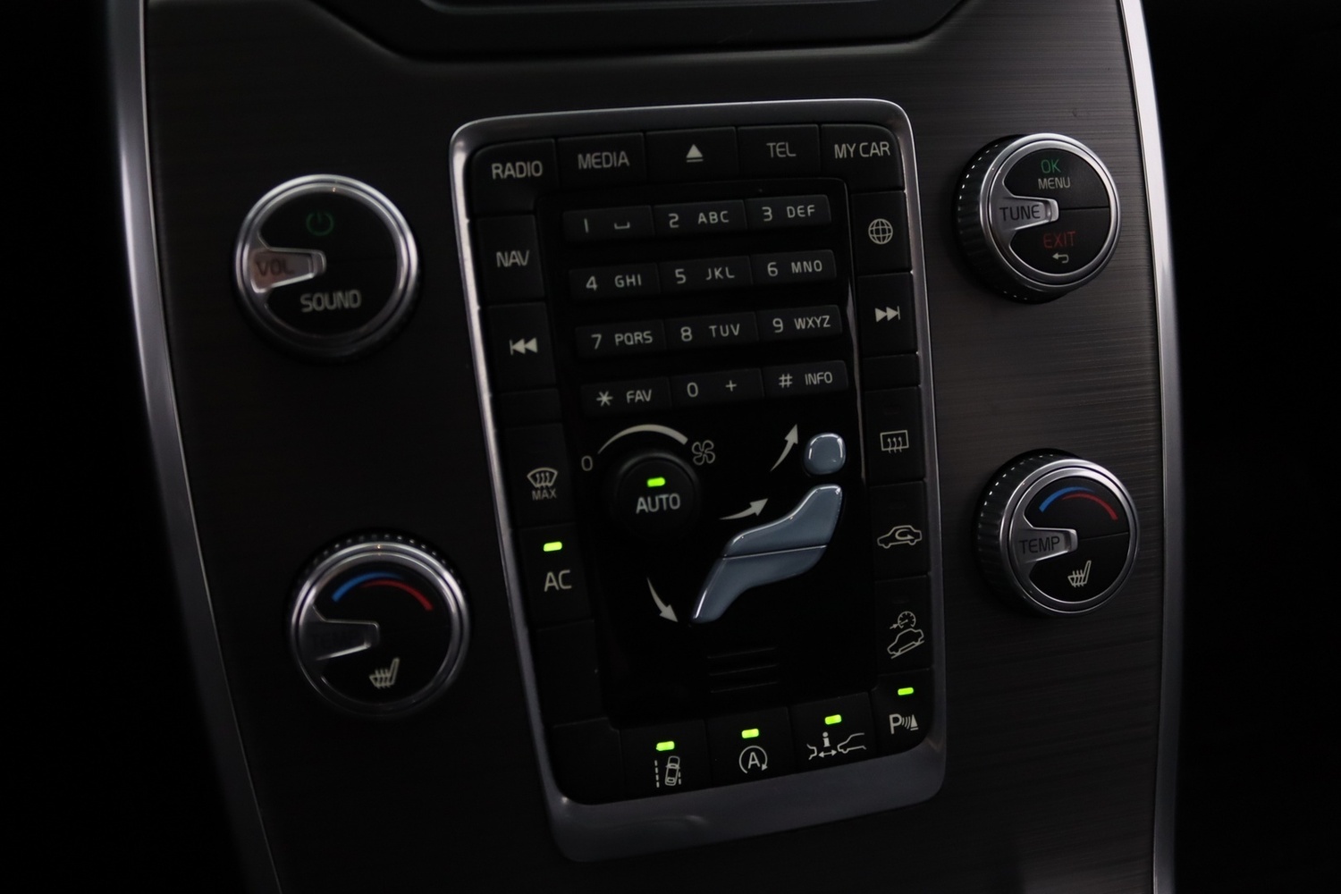 Volvo XC70 vaihtoauto