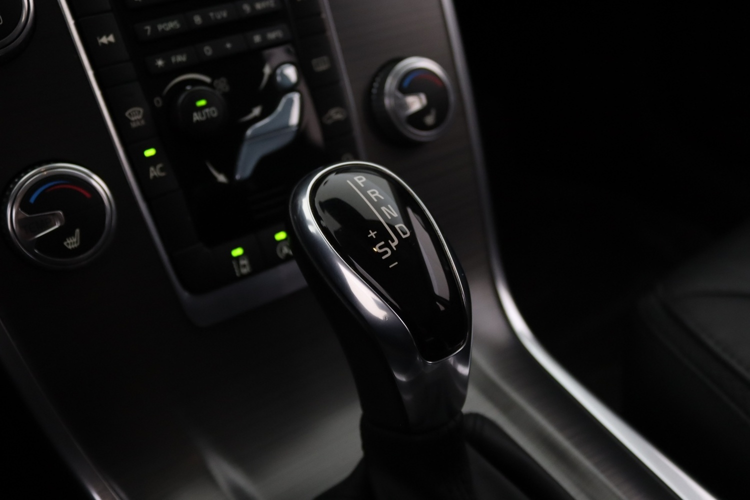 Volvo XC70 vaihtoauto