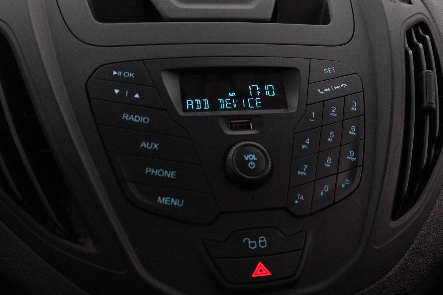 Ford Transit Courier vaihtoauto