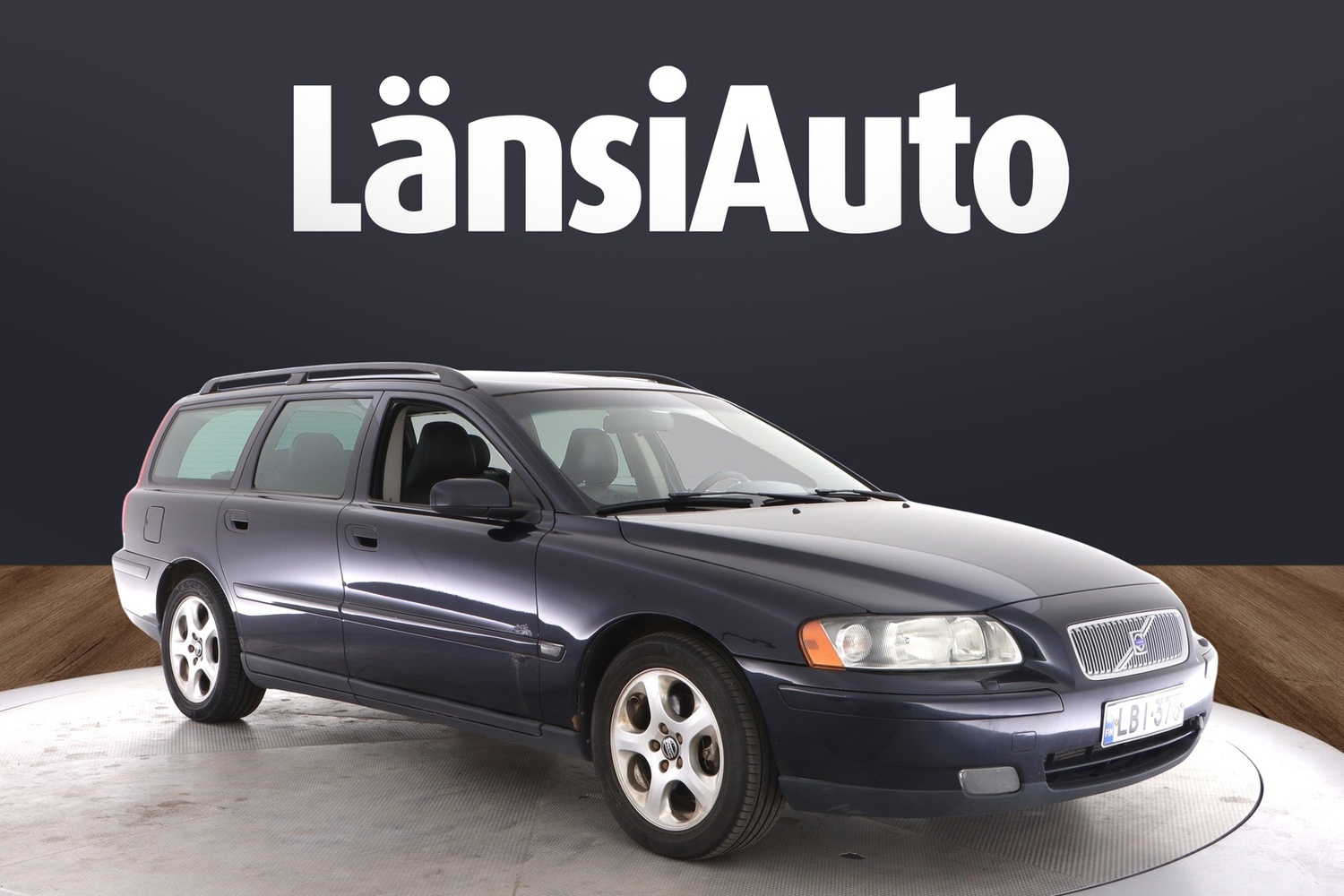 Volvo V70 vaihtoauto