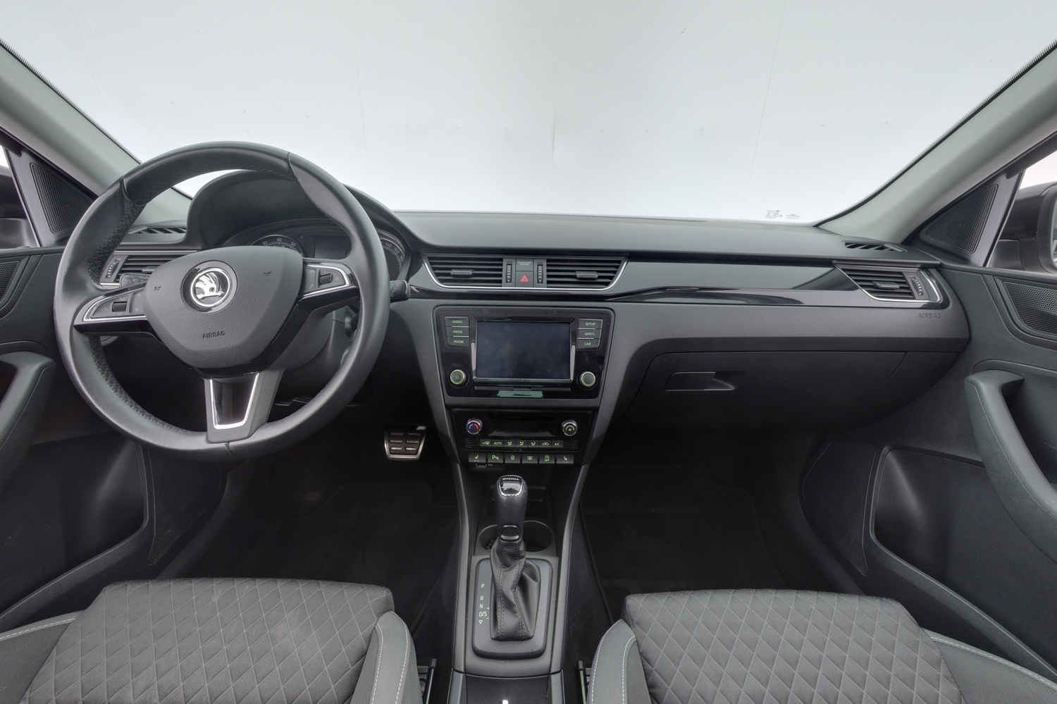Skoda Rapid vaihtoauto