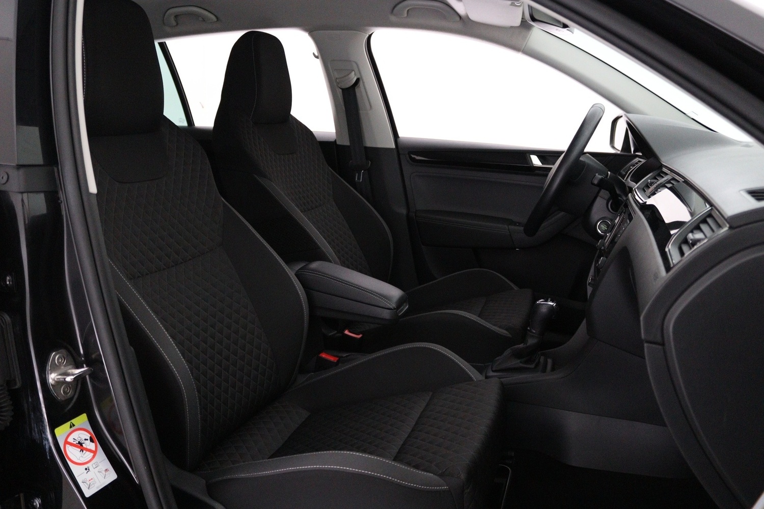Skoda Rapid vaihtoauto