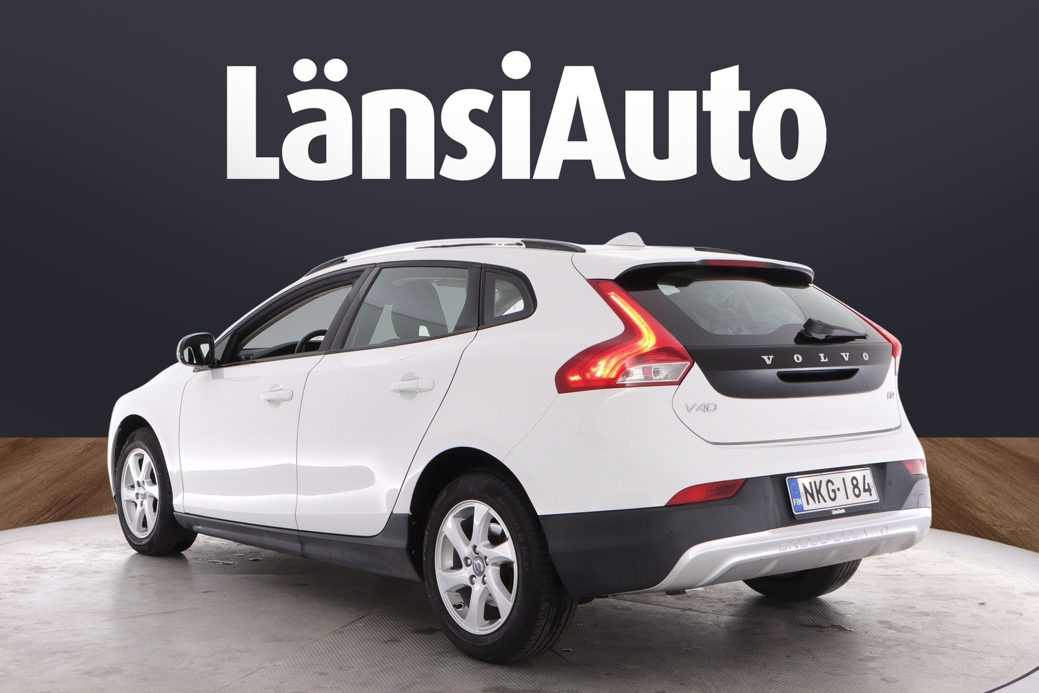 Volvo V40 Cross Country vaihtoauto