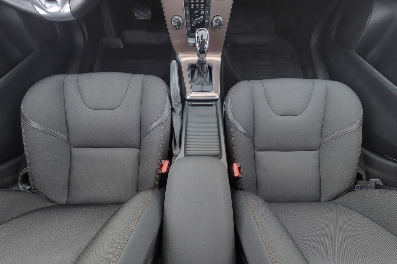 Volvo V40 Cross Country vaihtoauto