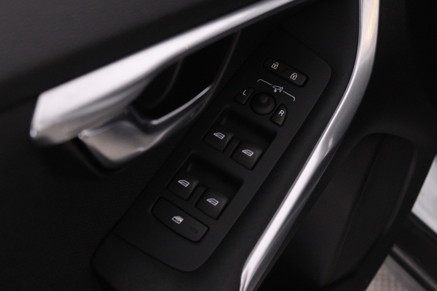 Volvo V40 Cross Country vaihtoauto