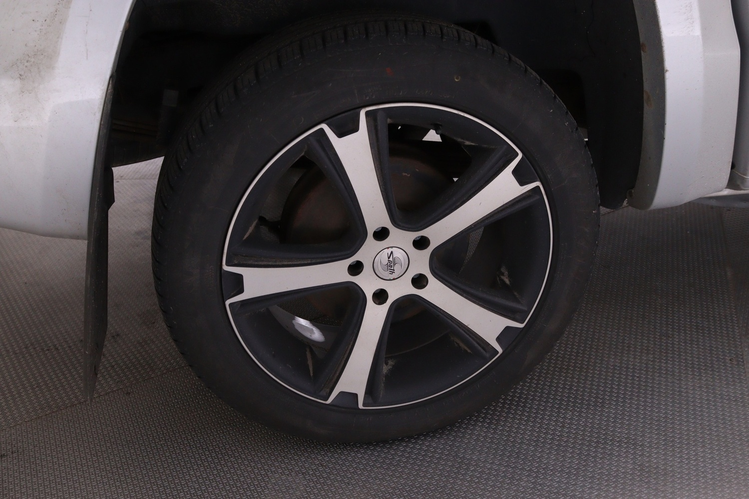 Volkswagen Amarok vaihtoauto