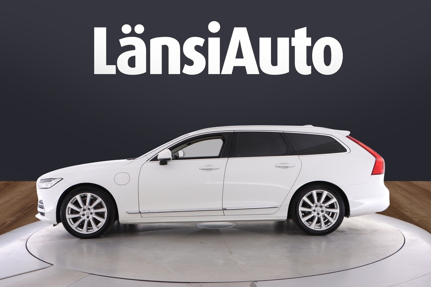 Volvo V90 vaihtoauto