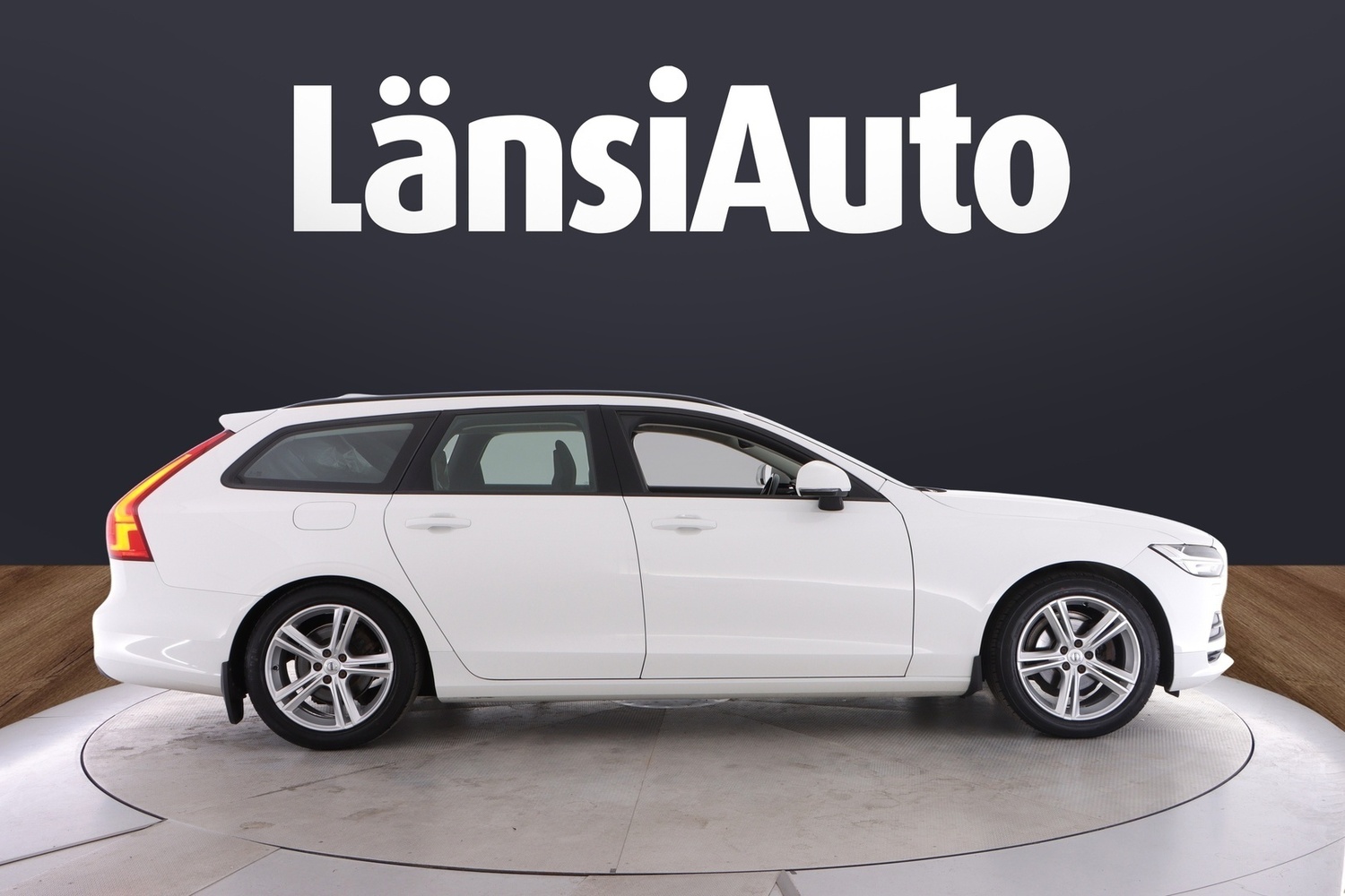 Volvo V90 vaihtoauto