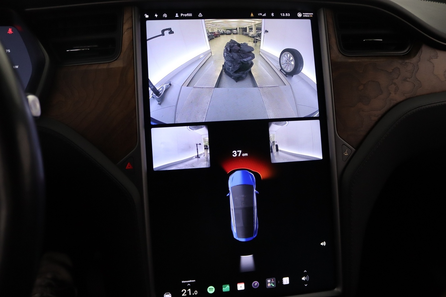 Tesla Model X vaihtoauto