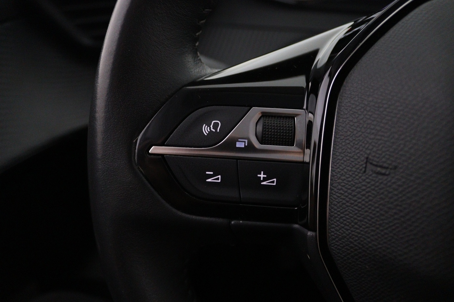 Peugeot 208 vaihtoauto