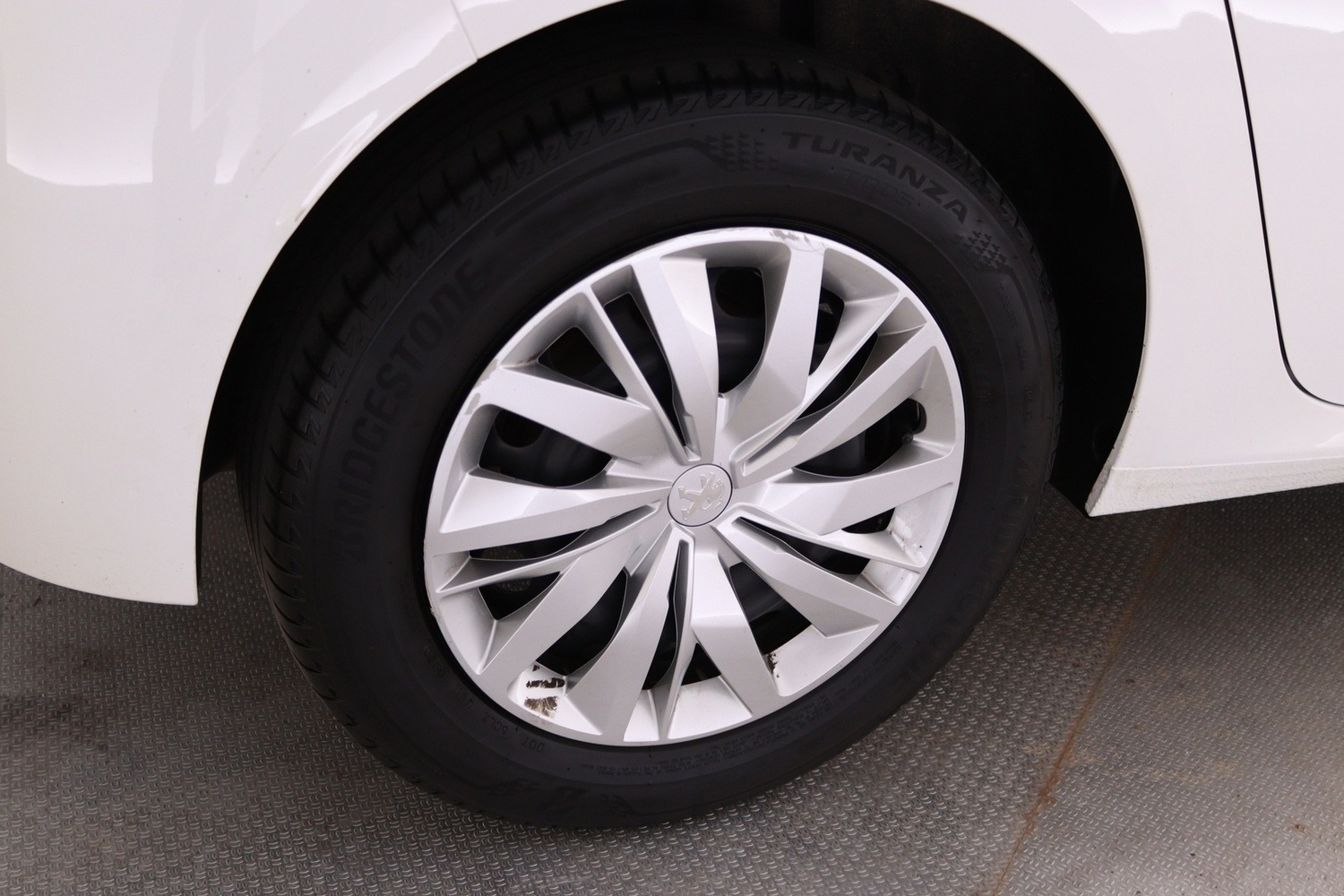 Peugeot 208 vaihtoauto
