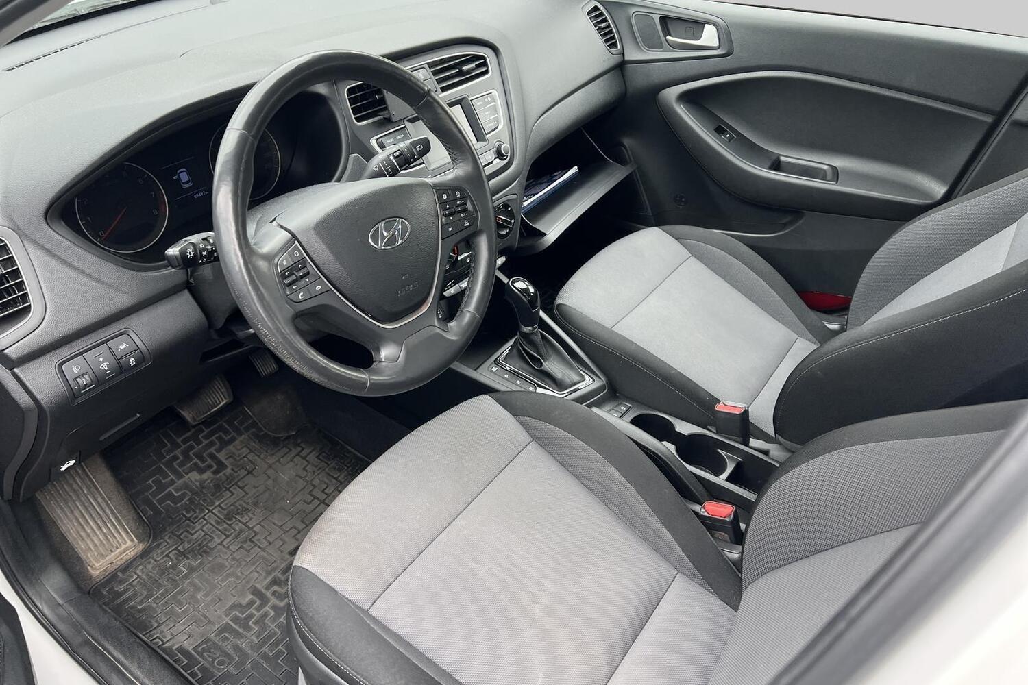 Hyundai i20 Hatchback vaihtoauto