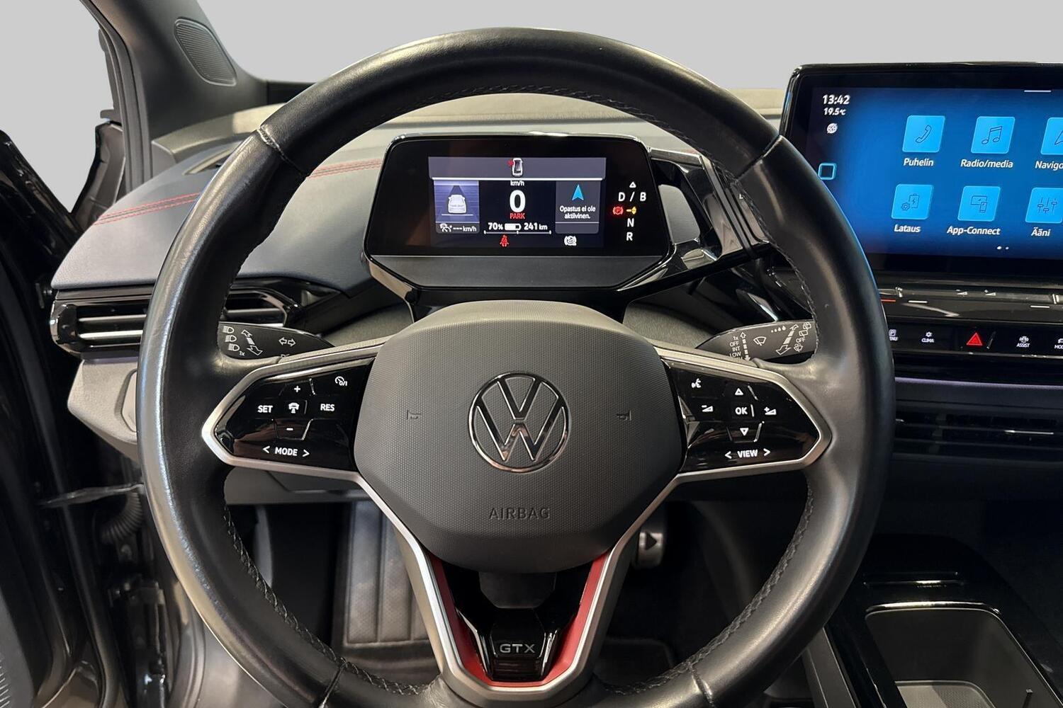 Volkswagen ID.4 vaihtoauto