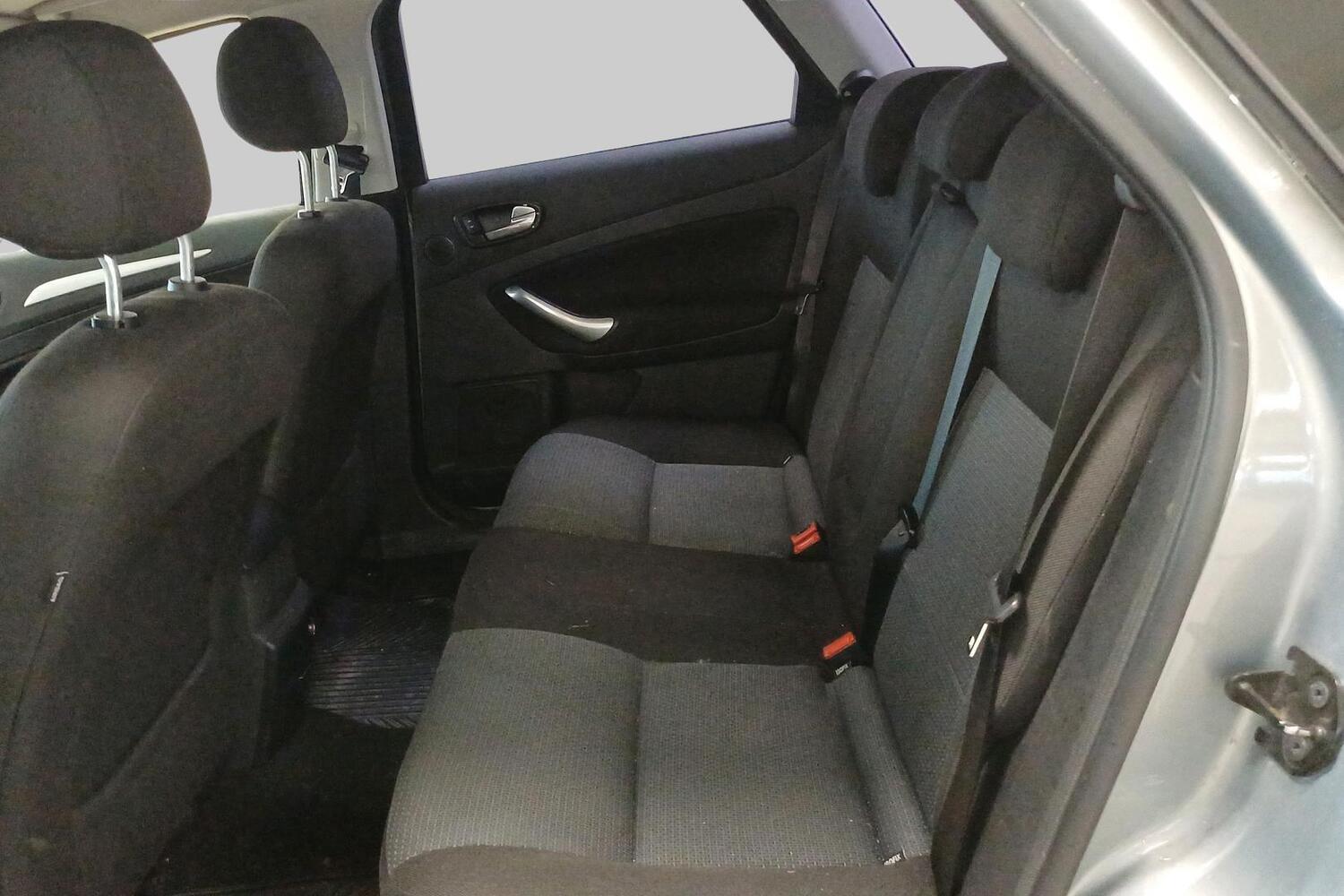 Ford Mondeo vaihtoauto