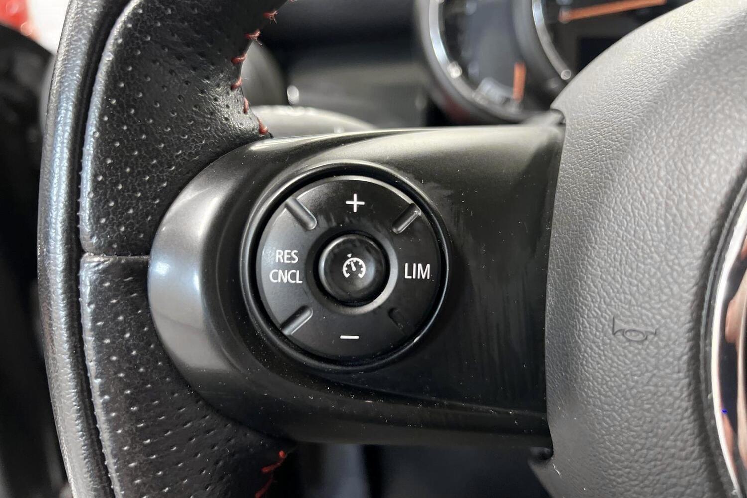 Mini Cooper vaihtoauto