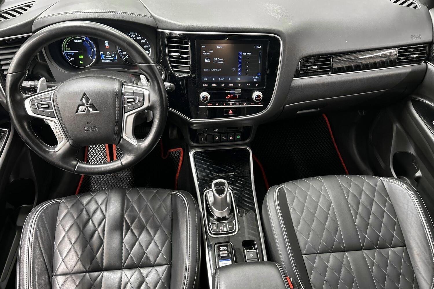 Mitsubishi Outlander PHEV vaihtoauto