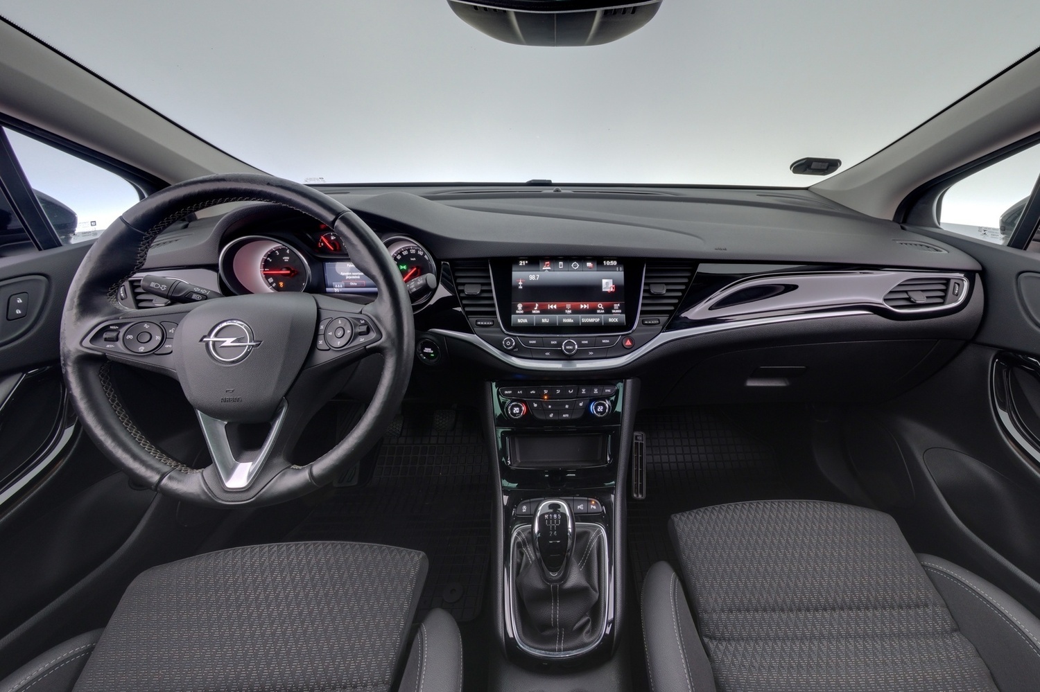 Opel Astra vaihtoauto