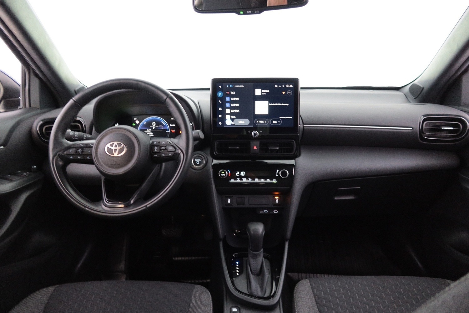 Toyota Yaris Cross vaihtoauto