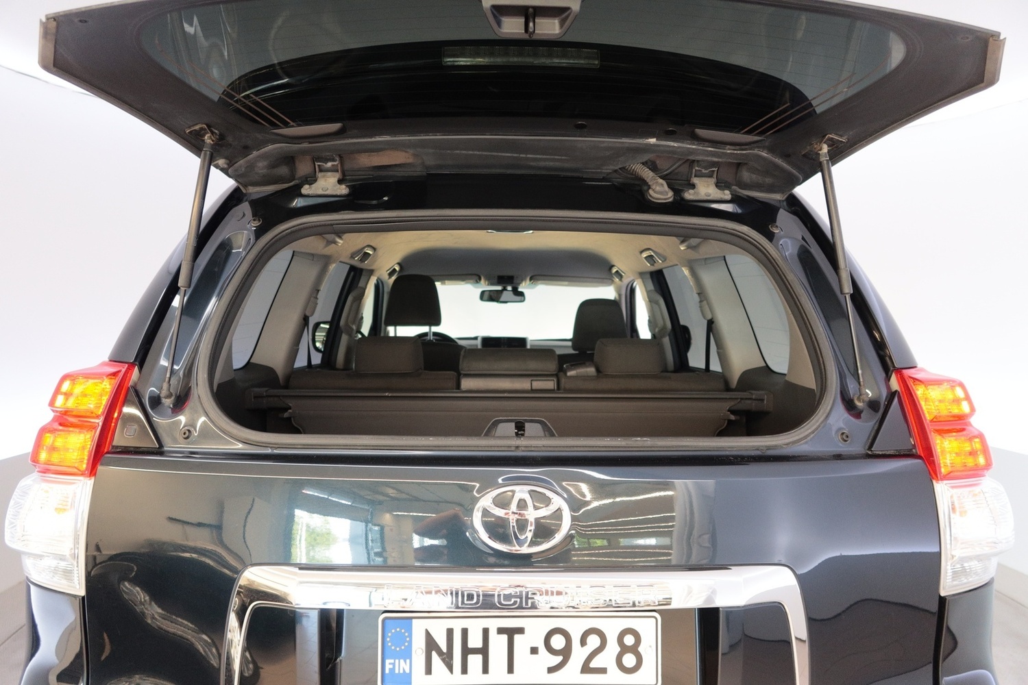 Toyota Land Cruiser vaihtoauto