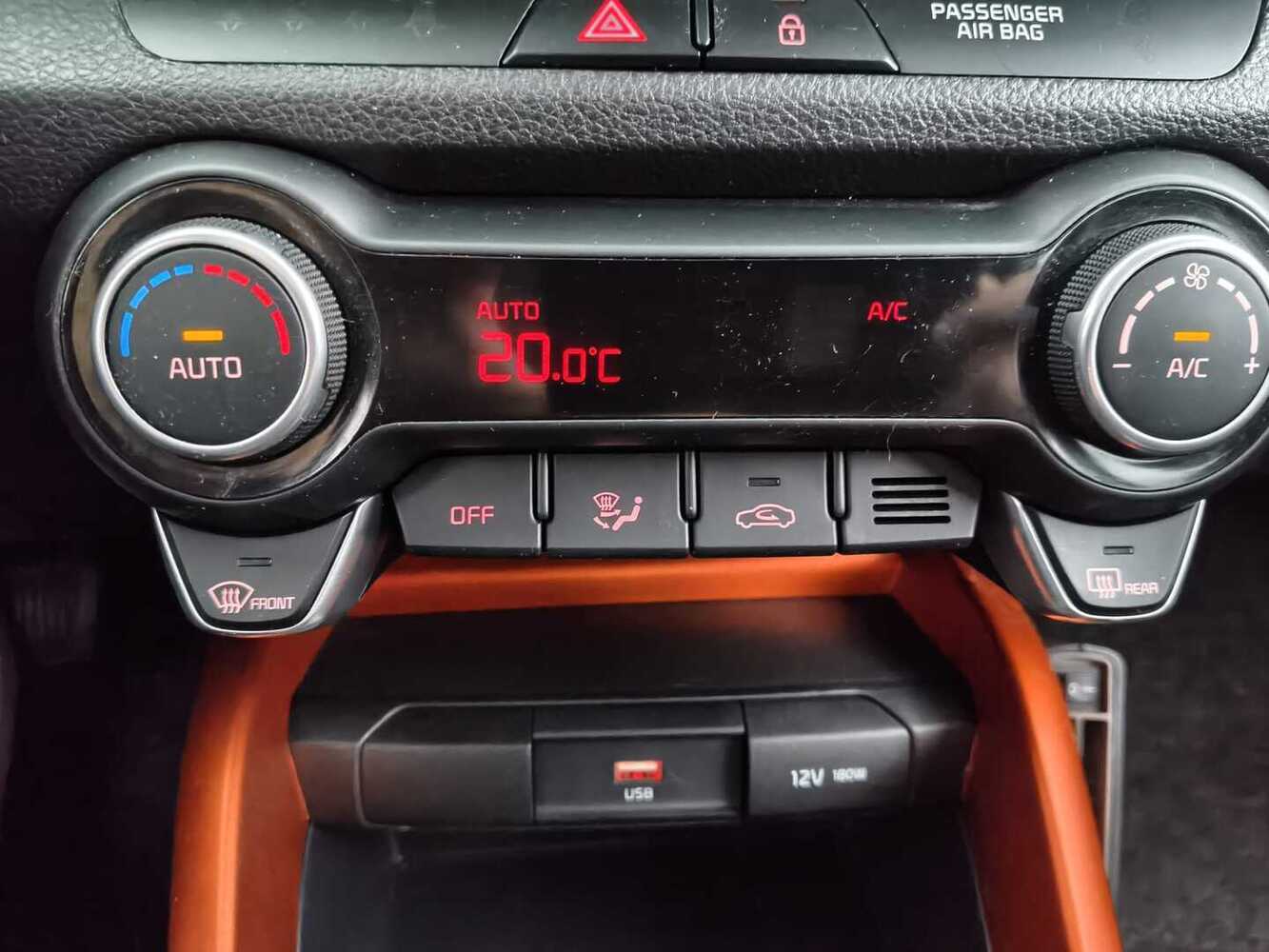 Kia Stonic vaihtoauto