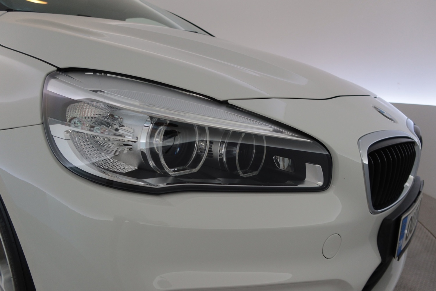 BMW 214 vaihtoauto