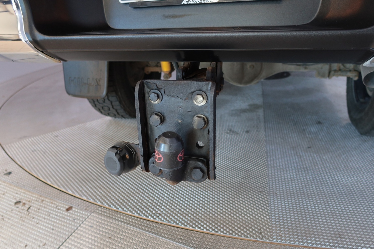 Toyota Hilux vaihtoauto