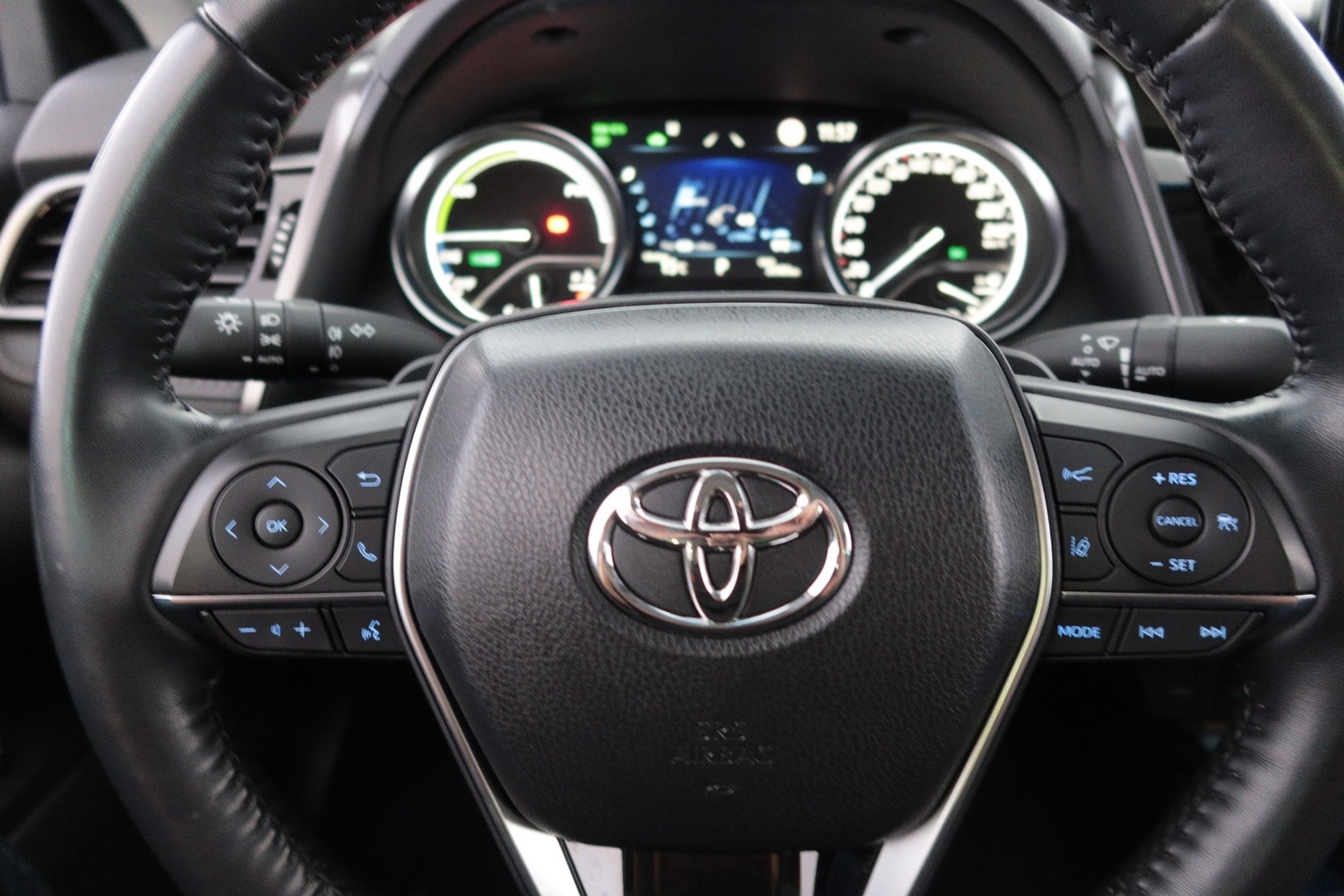 Toyota Camry vaihtoauto