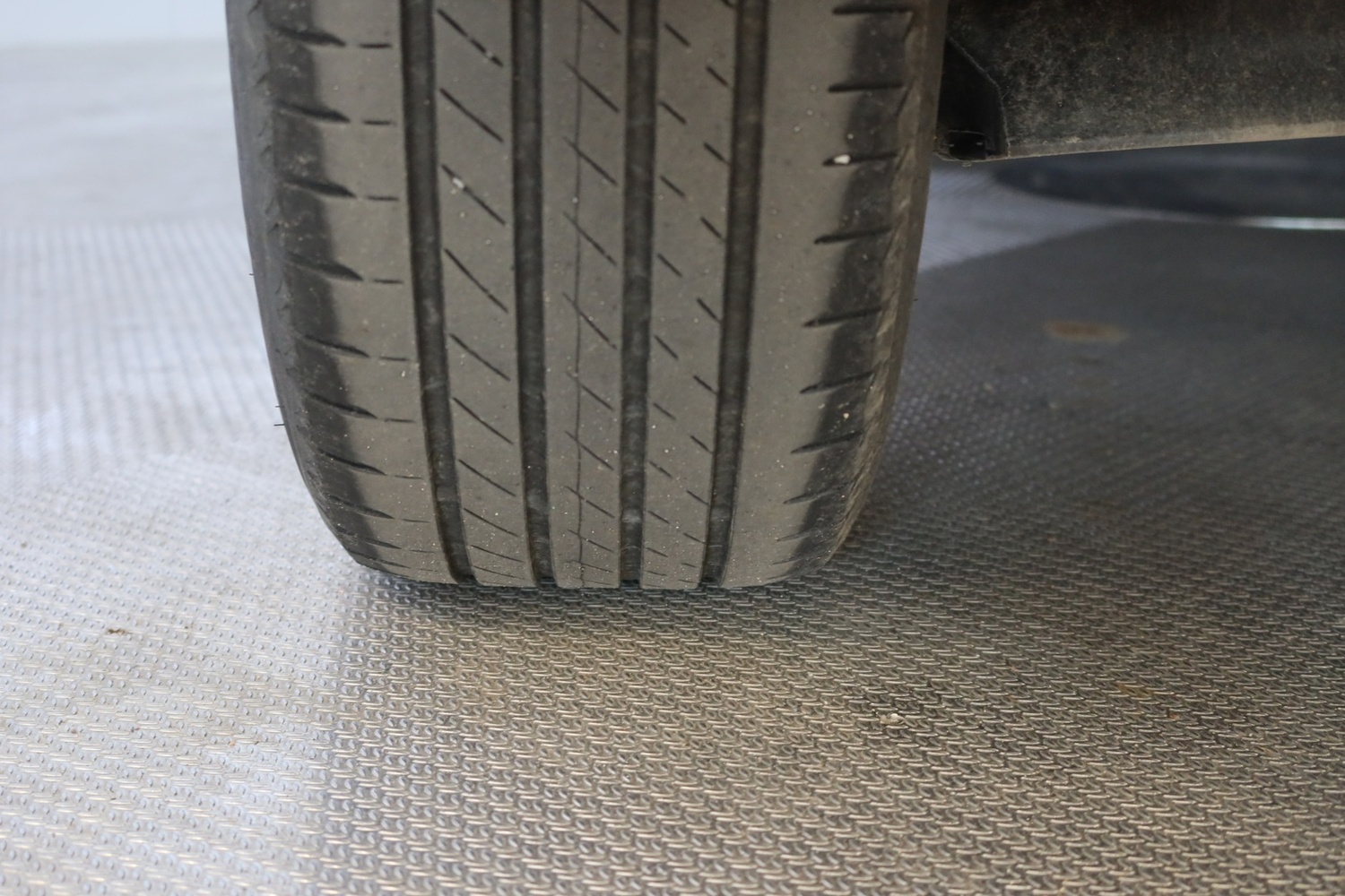 Toyota bZ4X vaihtoauto