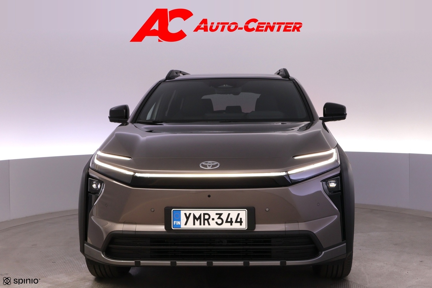 Toyota bZ4X Touring vaihtoauto