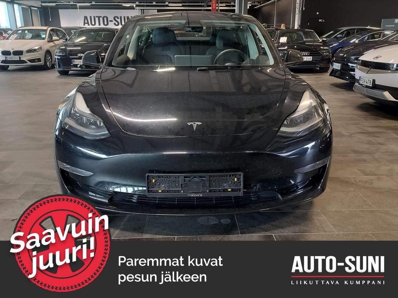 Tesla Model 3 vaihtoauto