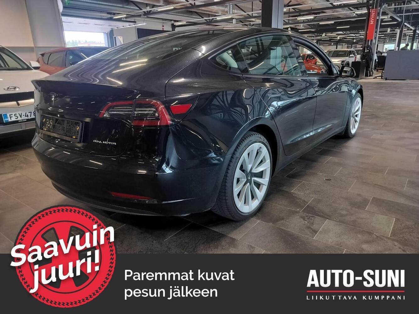 Tesla Model 3 vaihtoauto