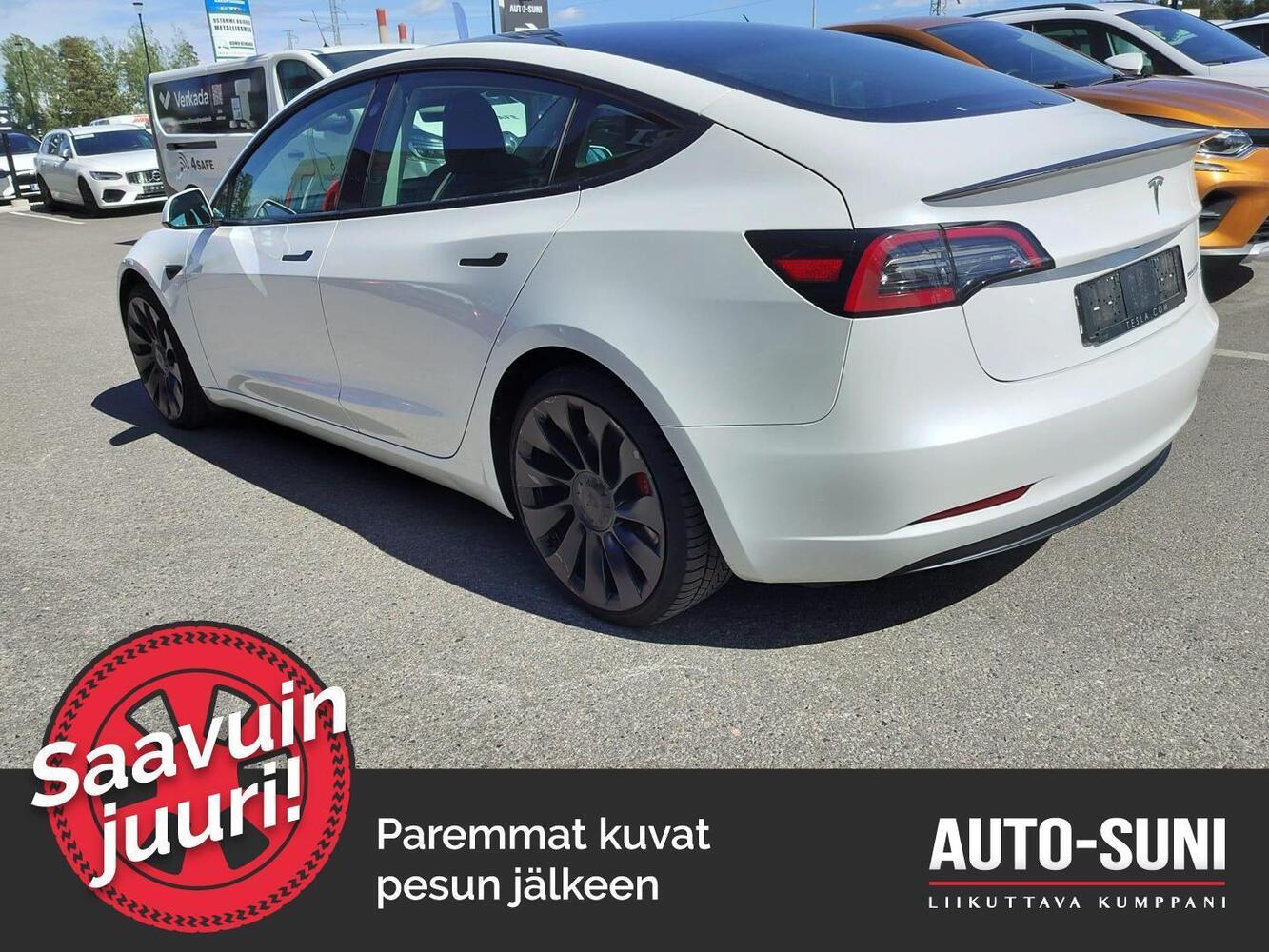 Tesla Model 3 vaihtoauto