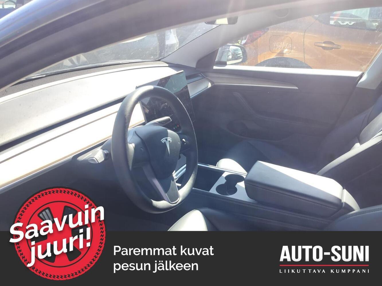 Tesla Model 3 vaihtoauto