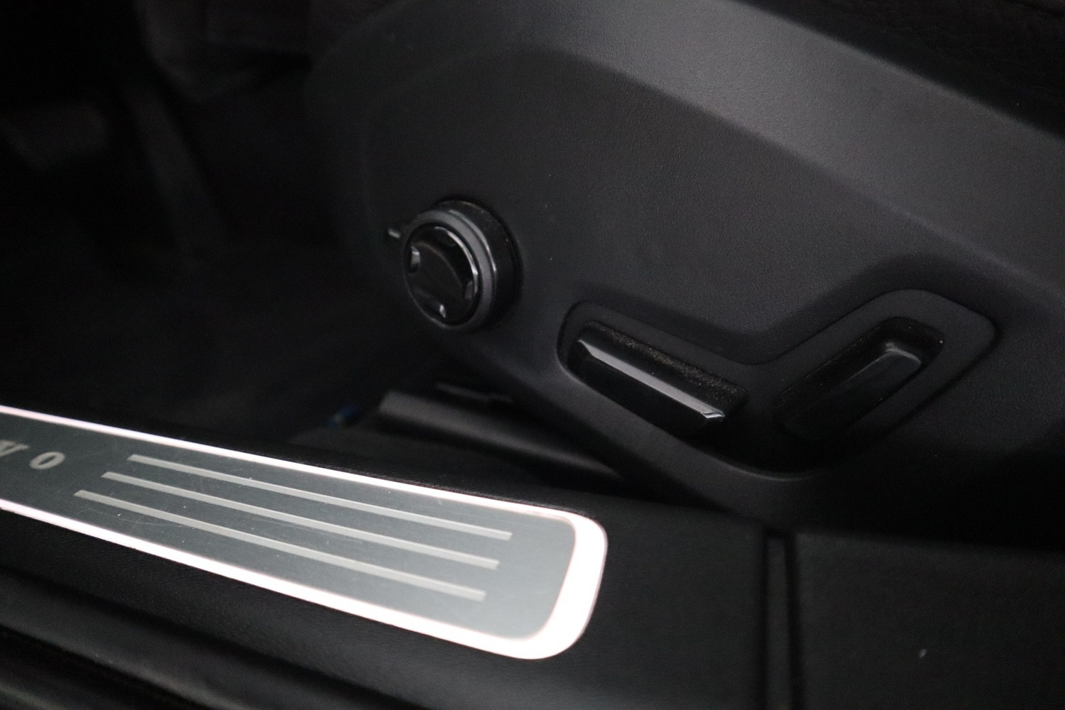 Volvo V90 Cross Country vaihtoauto