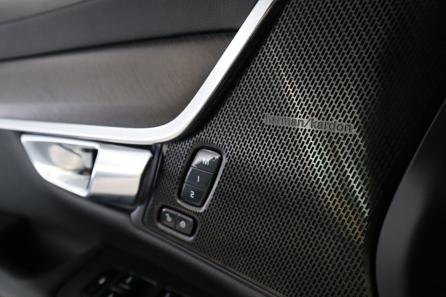 Volvo V90 Cross Country vaihtoauto