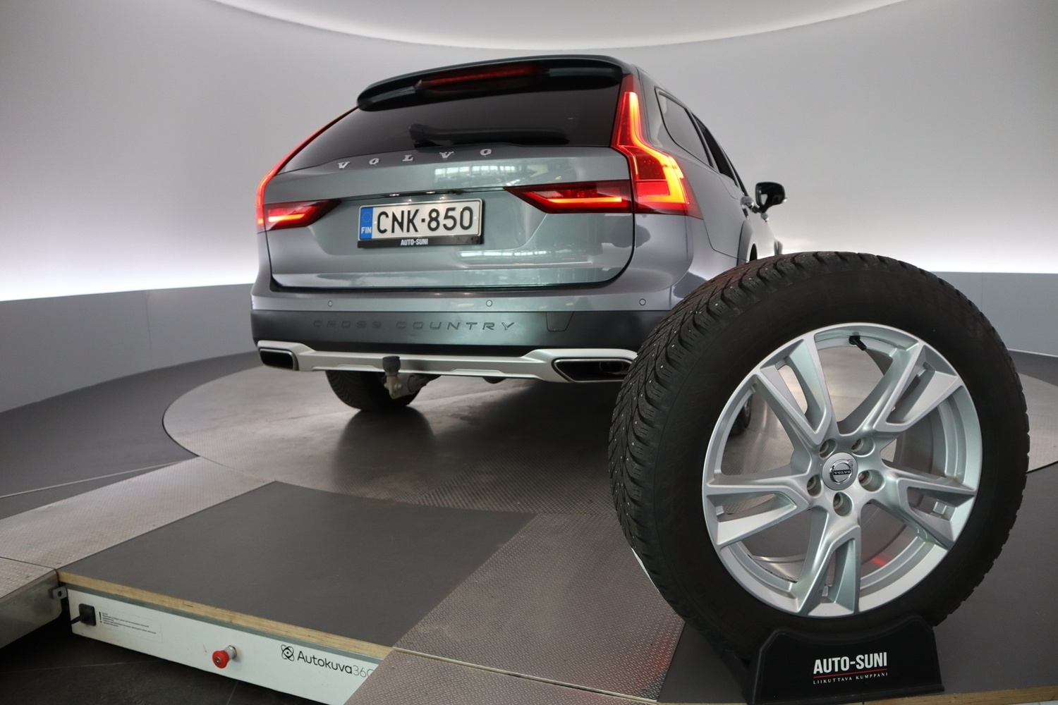 Volvo V90 Cross Country vaihtoauto