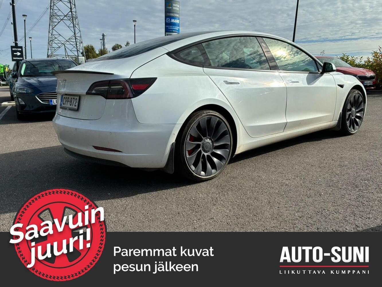 Tesla Model 3 vaihtoauto