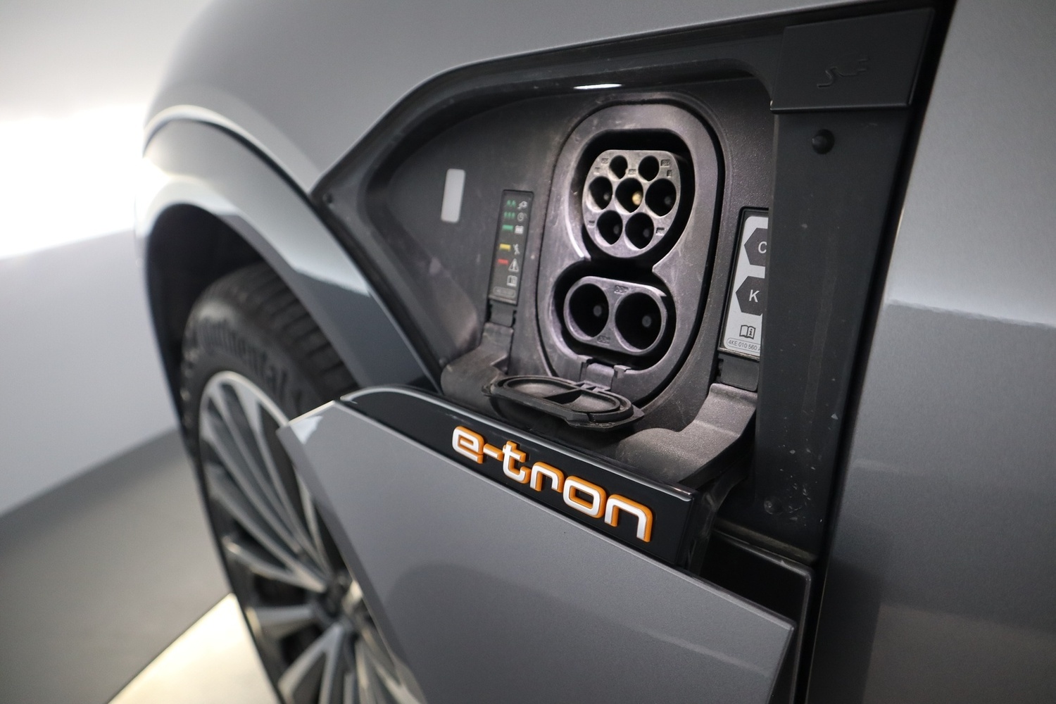 Audi e-tron vaihtoauto