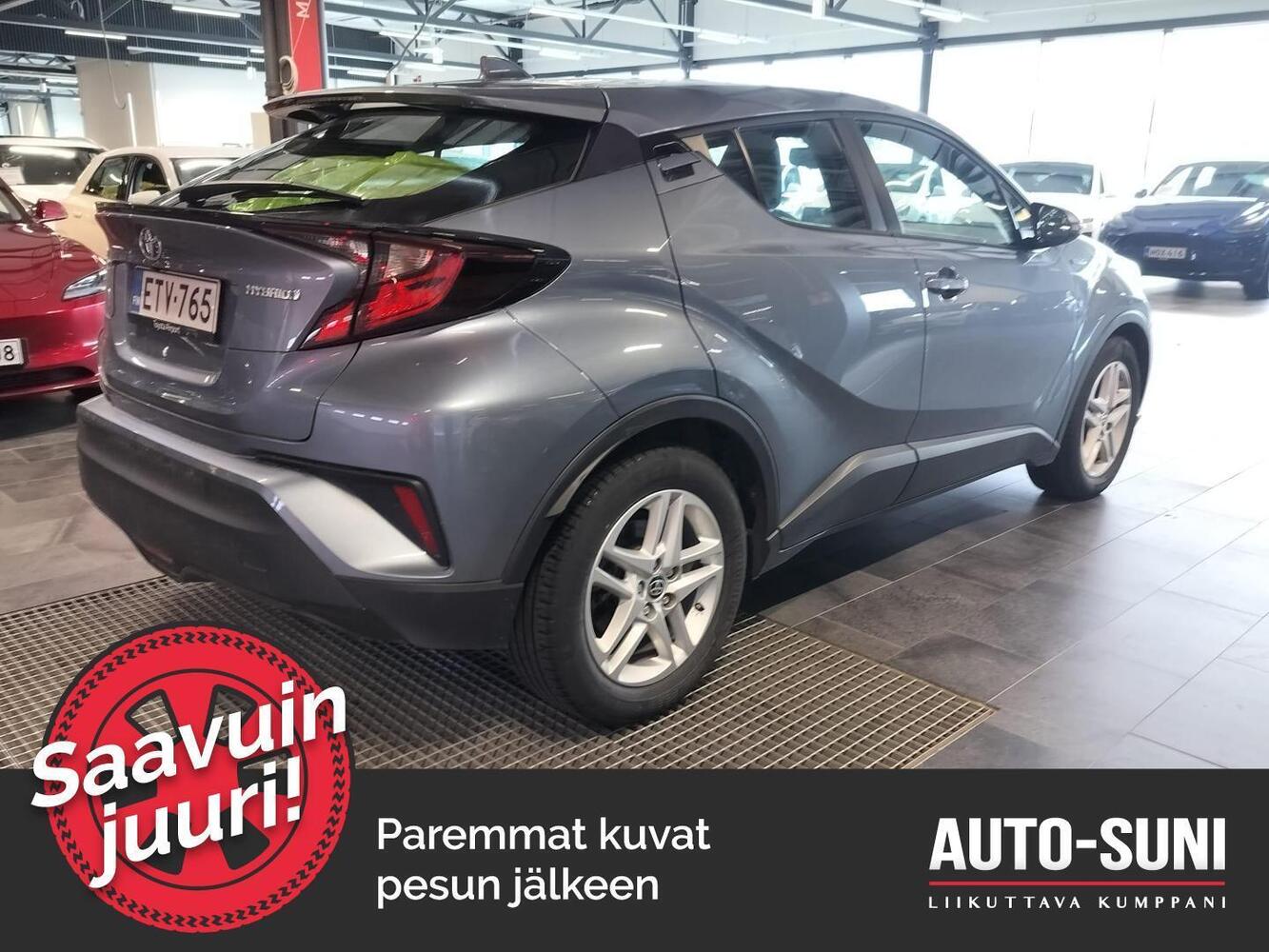 Toyota C-HR vaihtoauto