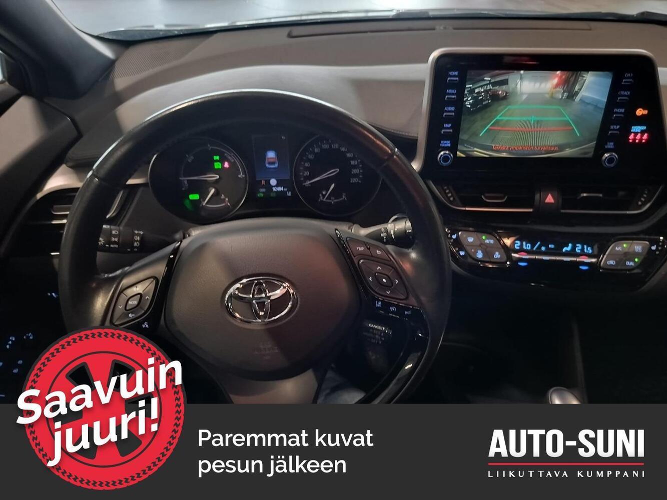 Toyota C-HR vaihtoauto