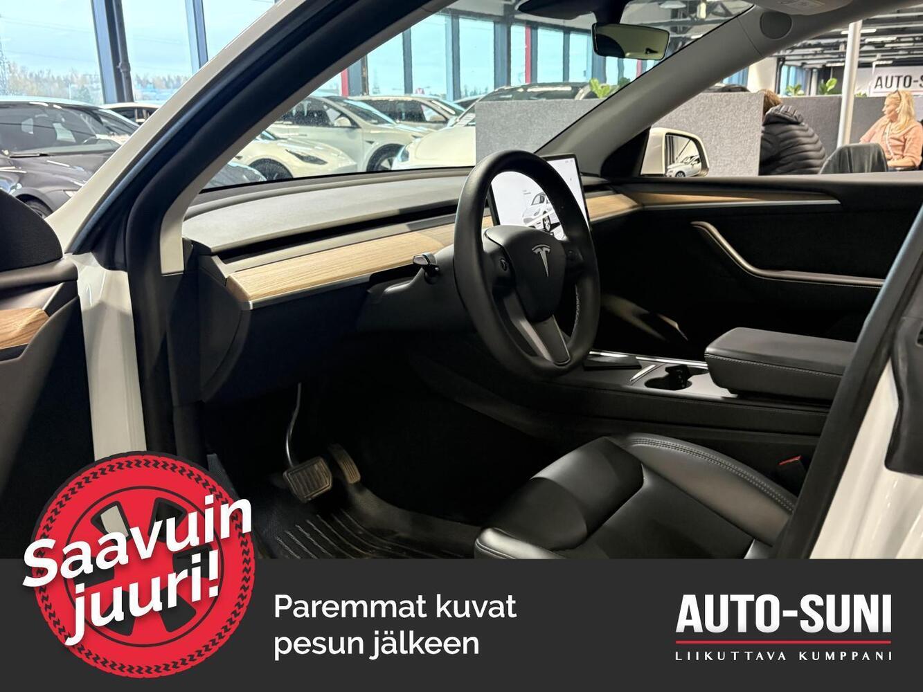Tesla Model Y vaihtoauto