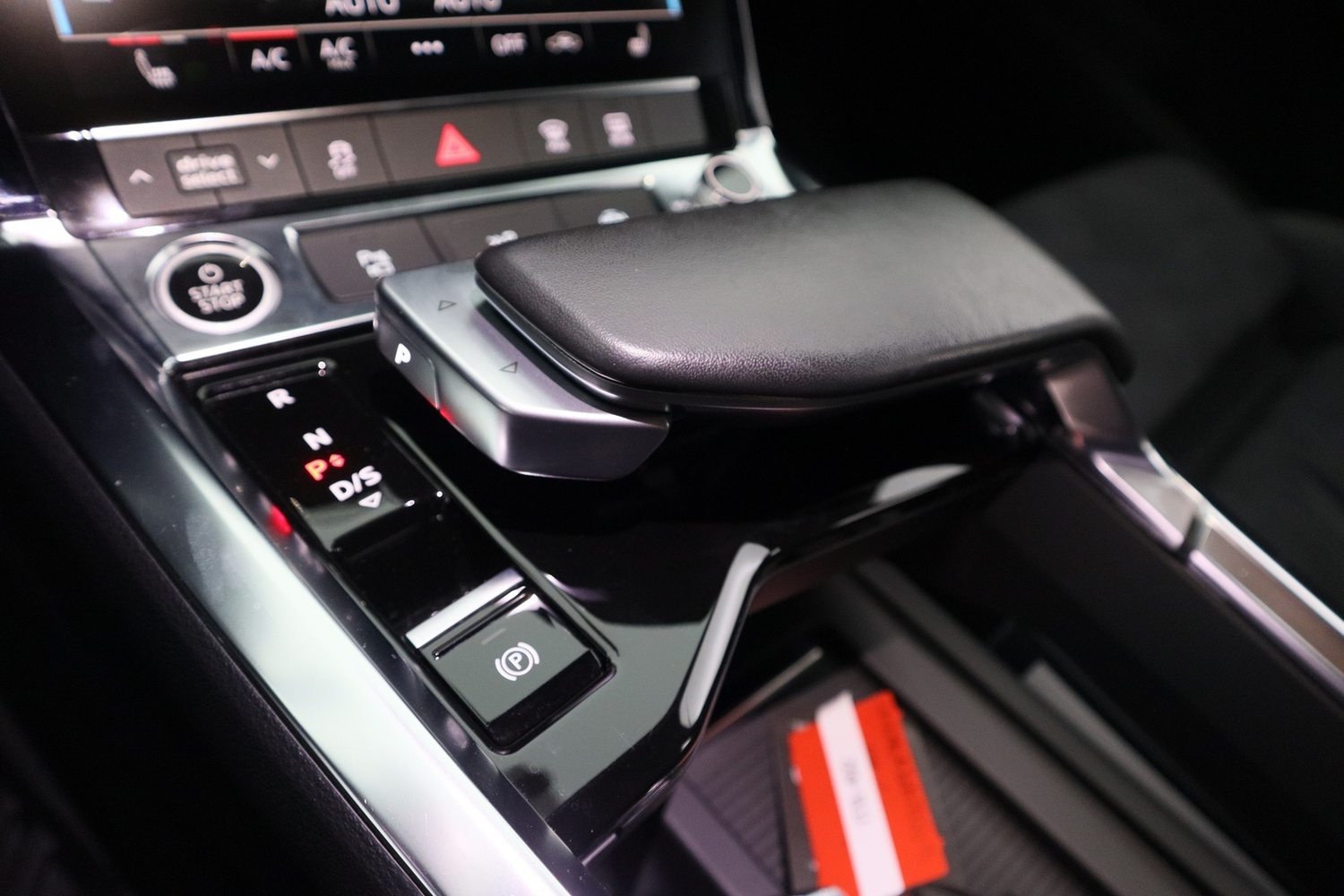 Audi Q8 e-tron vaihtoauto