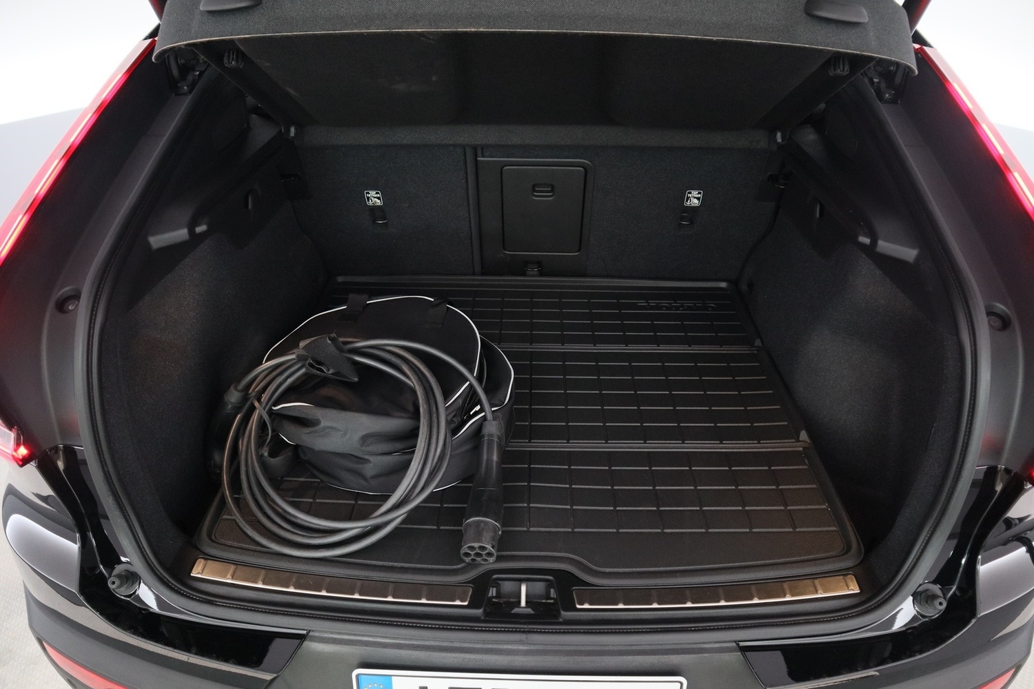 Volvo C40 vaihtoauto