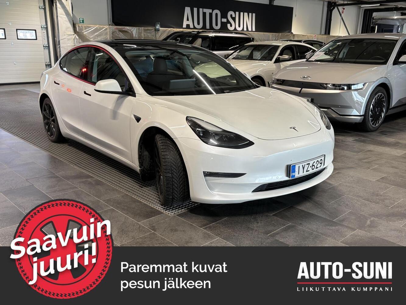 Tesla Model 3 vaihtoauto