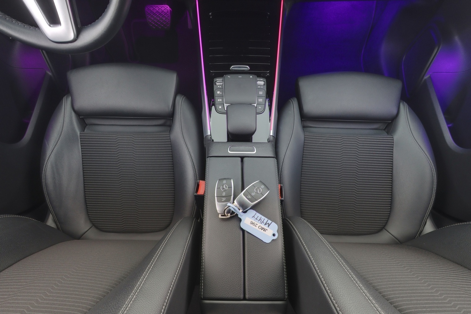 Mercedes-Benz EQB vaihtoauto
