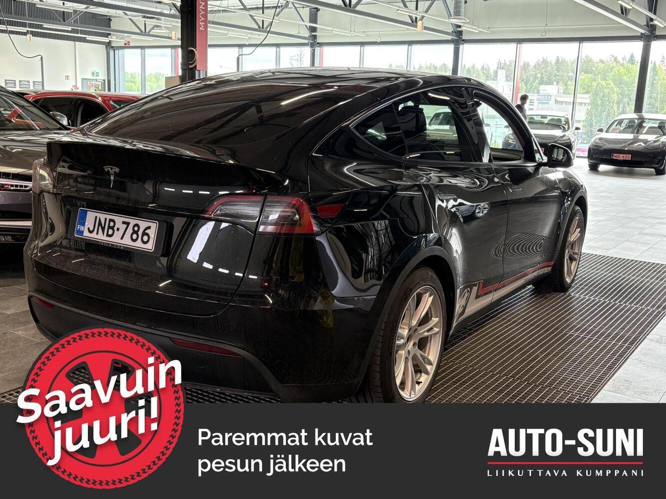 Tesla Model Y vaihtoauto