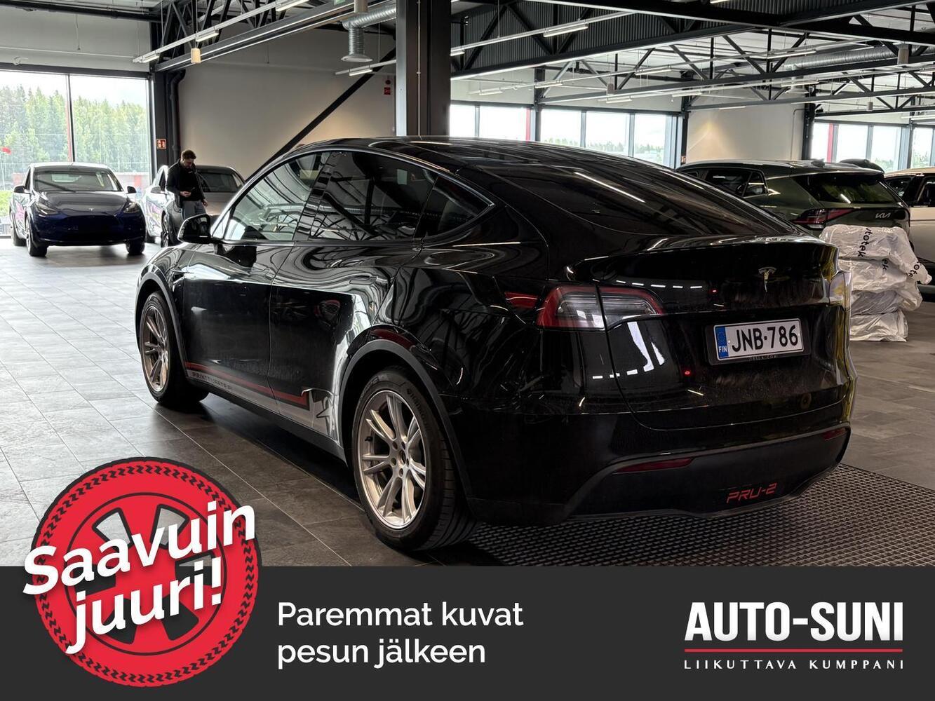 Tesla Model Y vaihtoauto