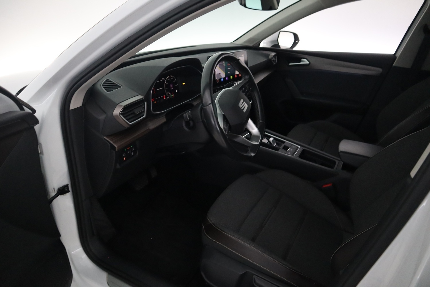SEAT Leon vaihtoauto