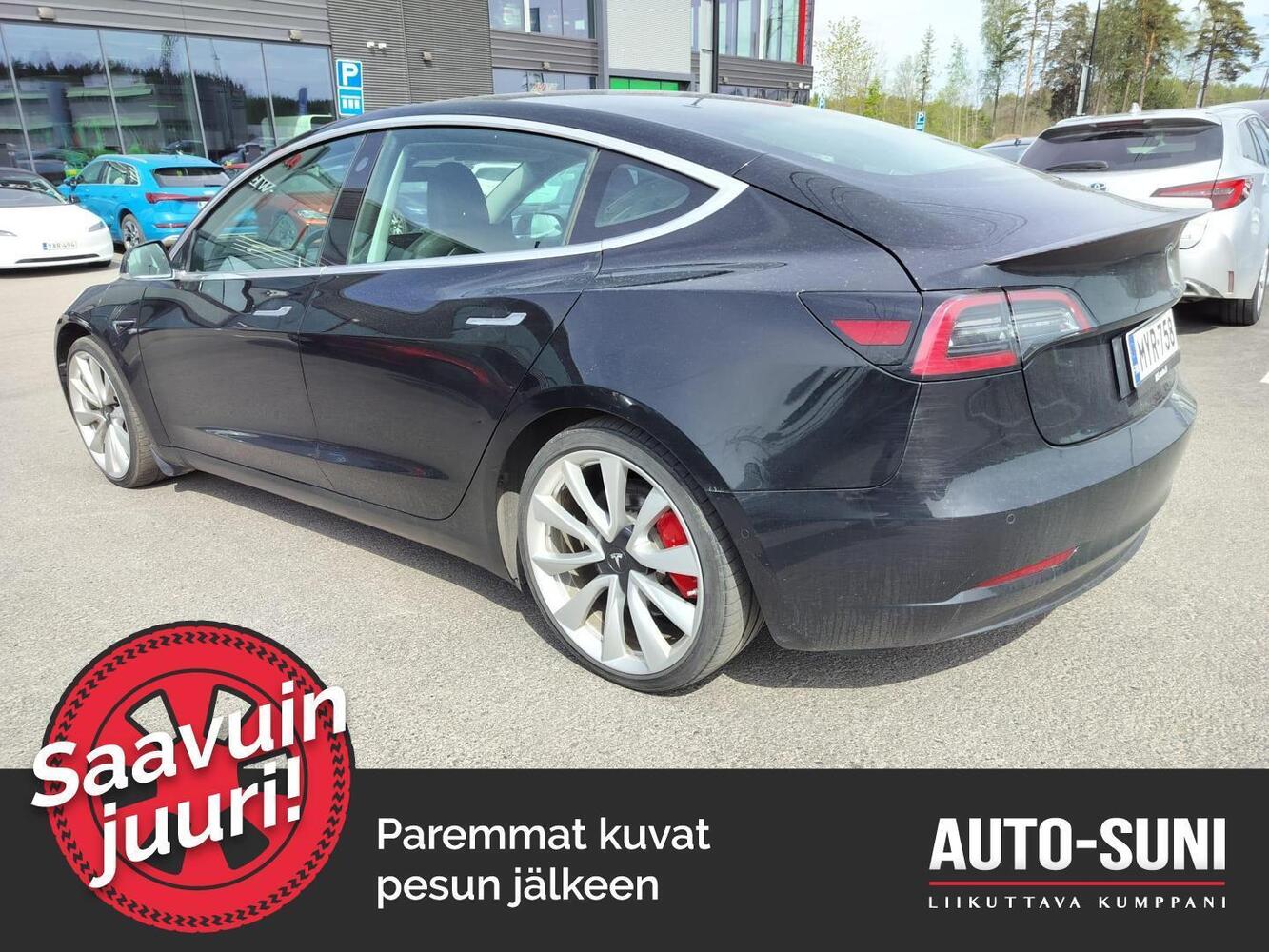 Tesla Model 3 vaihtoauto